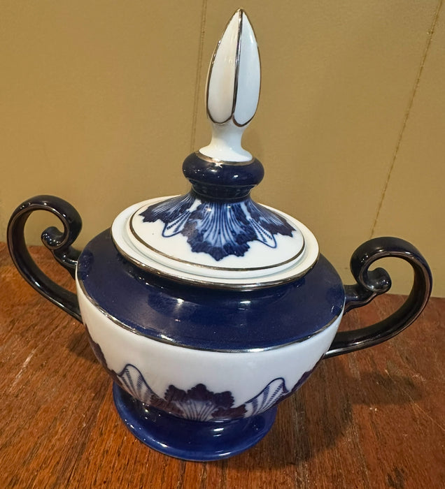 Vintage Blue & White Sugar Bowl with Lid by Bombay