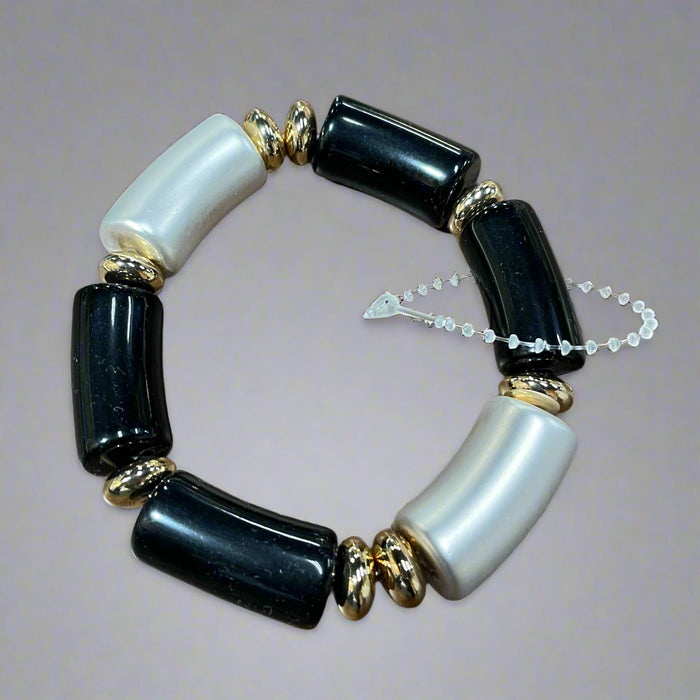 Elegant Beaded Stretch Bracelet with Pearl-like and Gold Accents