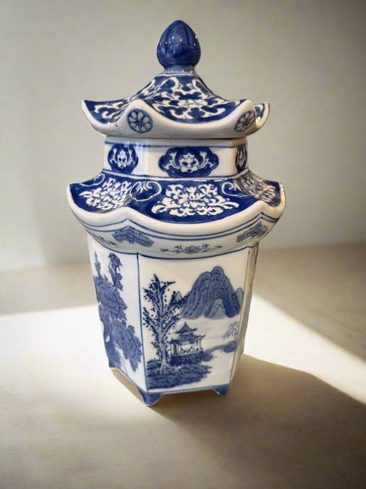 Vintage Chinese Pagoda Vase with Removeable Lid. Blue & White Chinoisserie Collectible.