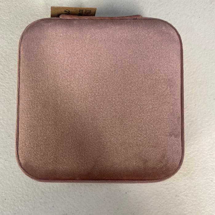 Personalized Small Zip Up Jewelry Box.  Available in Smooth Finish & Velvet.  *Personalization Included!