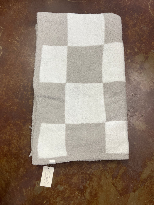 Chenille Checkered Blankets- 2 Styles!