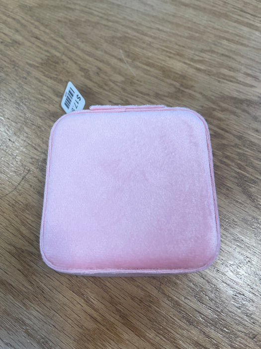 Personalized Small Zip Up Jewelry Box. Available in Smooth Finish & Velvet. *Personalization Included!