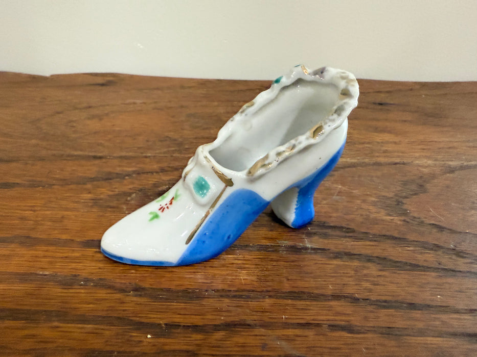 Vintage Hand-Painted Porcelain Shoe Figurine Trinket – Blue & White with Gold Trim