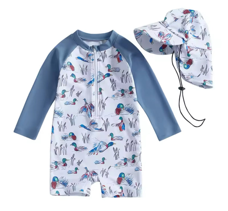 Ducks Toddler Boy Rash Guard Swim Suit with Hat. 4T only