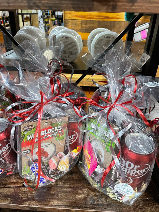 Valentine’s Day Snack Packs *Free Delivery to Local Schools / Towns on Valentine's Day or they can be shipped!
