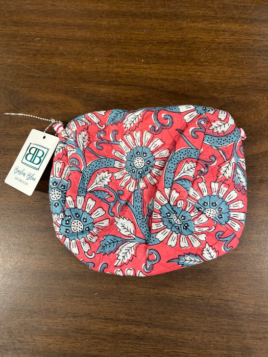 Quilted Cosmetic / Carry All Bags.  3 Sizes.  Several Patterns.