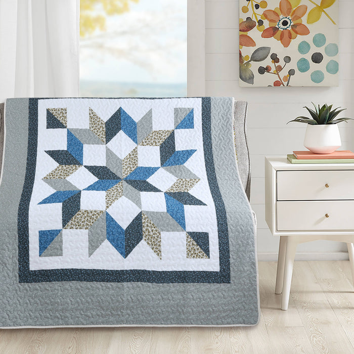 Virah Bella "Starry Elegance" Quilted Throw Blanket