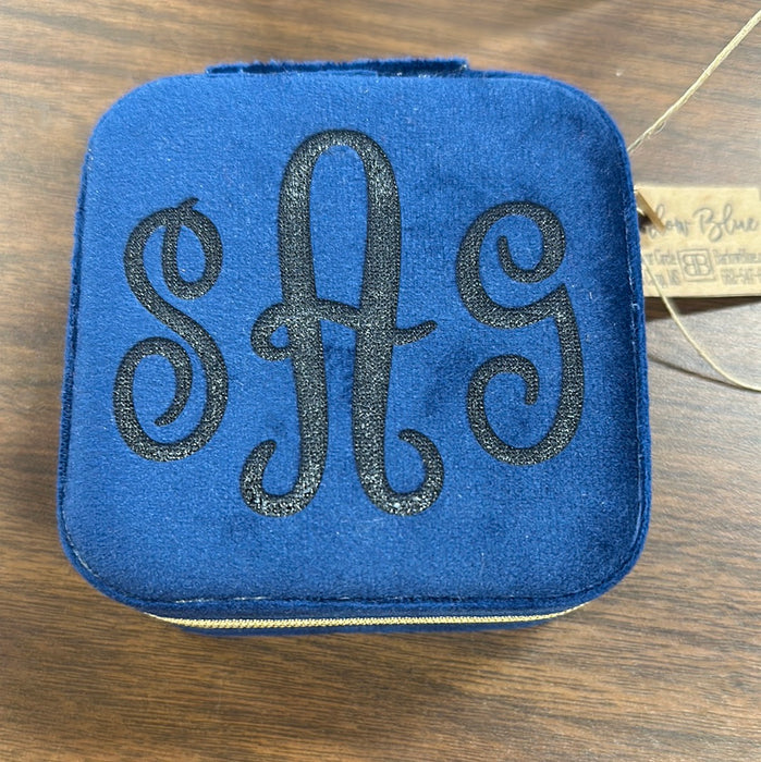Small Zip Up Jewelry Box.  Available in Smooth Finish & Velvet.  *Personalization Included!
