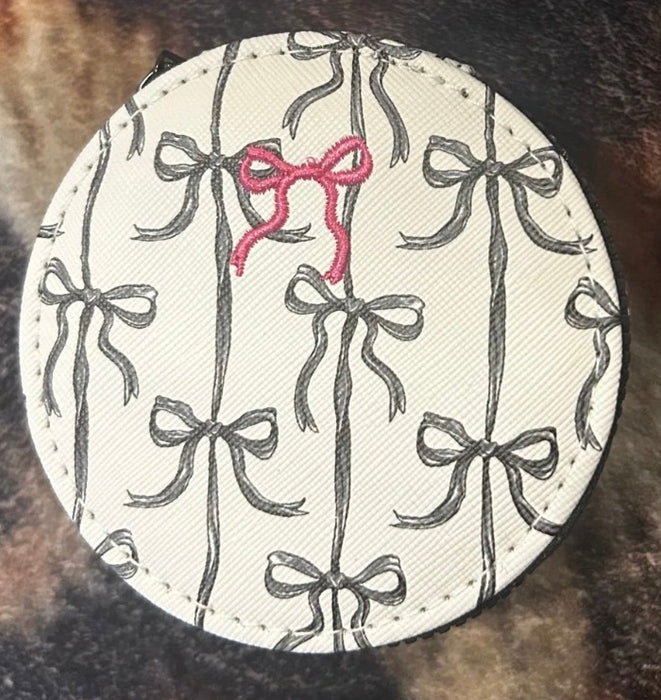 7 Day Pill Organizer by Simply Southern.