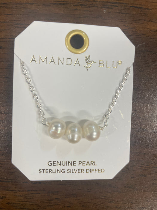 3-Pearl Row Necklace - Silver
