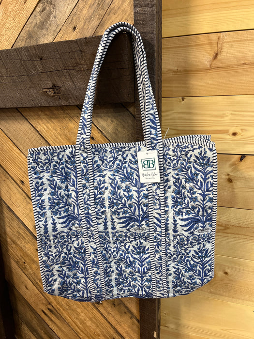 Quilted Tote Bag / Weekender / Purse.  Several Patterns.