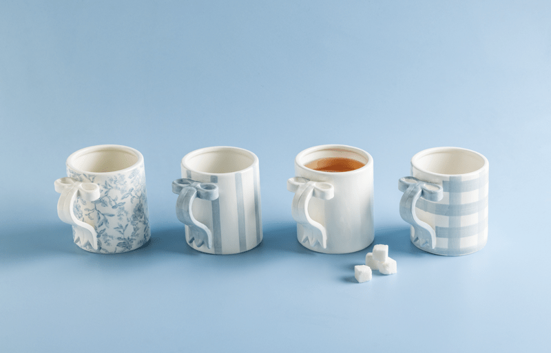 White Bow Handle Mug
