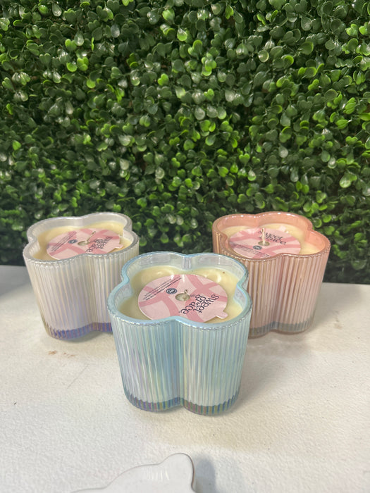 Sweet Grace 7.4oz Clover Candles- 3 Colors Available!