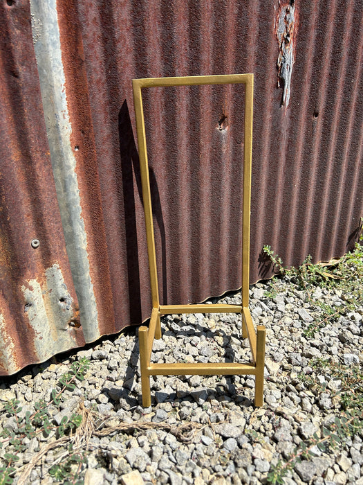12" Gold Chair Easel