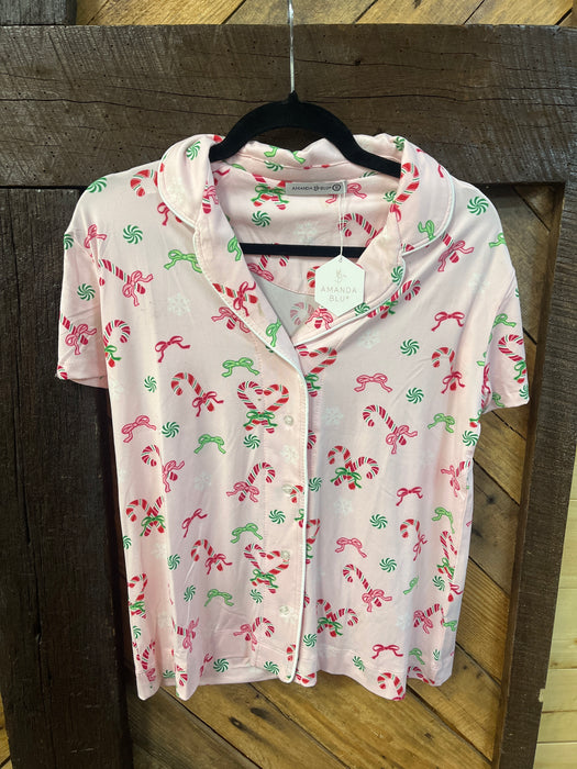 Peppermint Hearts Notch Collar Top