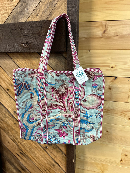Quilted Tote Bag / Weekender / Purse.  Several Patterns.