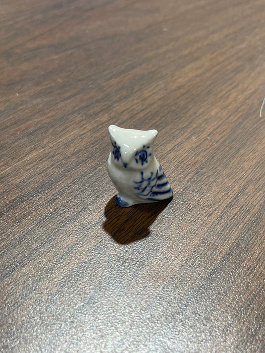 Blue & White Porcelain Trinkets. Small Animals. Range in size from 1" to 3"