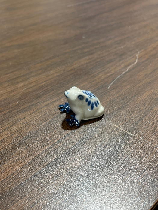 Blue & White Porcelain Trinkets. Small Animals. Range in size from 1" to 3"