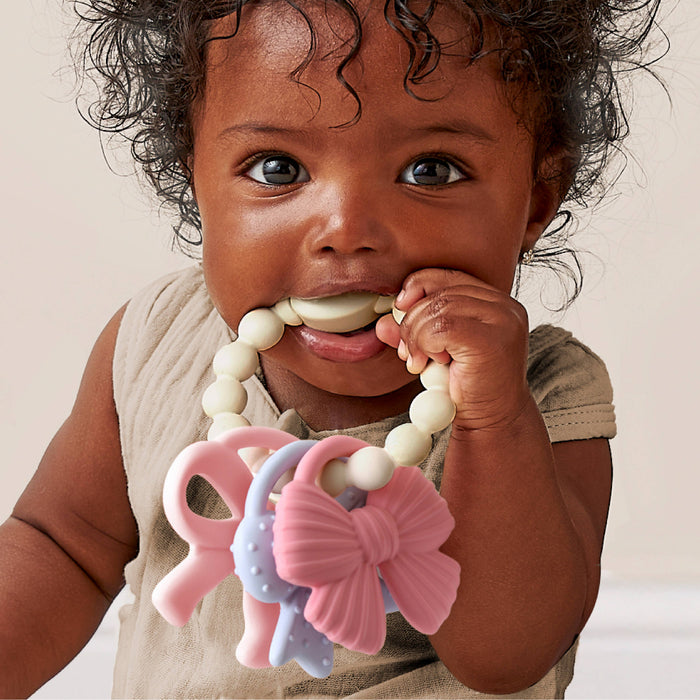Itzy Trio™ Bow Teething Ring