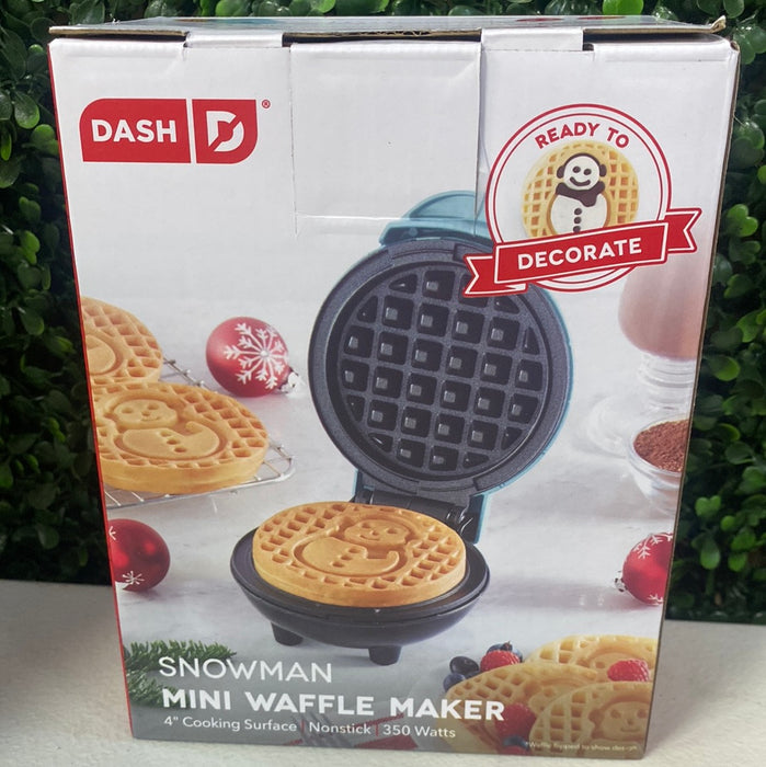 Mini Waffle Snowman Maker