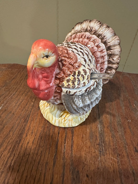Small (4.5” Tall) Vintage Ceramic Turkey Sugar Bowl.  Perfect for your Thanksgiving Table.  We have several pieces in this set.