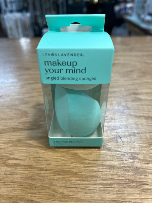 Makeup Your Mind: Angled Blending Sponges - 4 Colors!