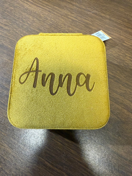 Personalized Small Zip Up Jewelry Box.  Available in Smooth Finish & Velvet.  *Personalization Included!
