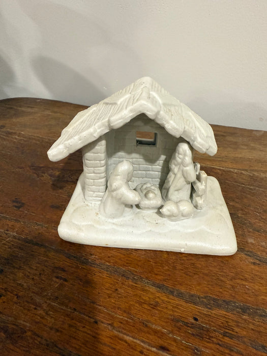 Vintage White Ceramic Nativity Scene – Small Manger Figurine