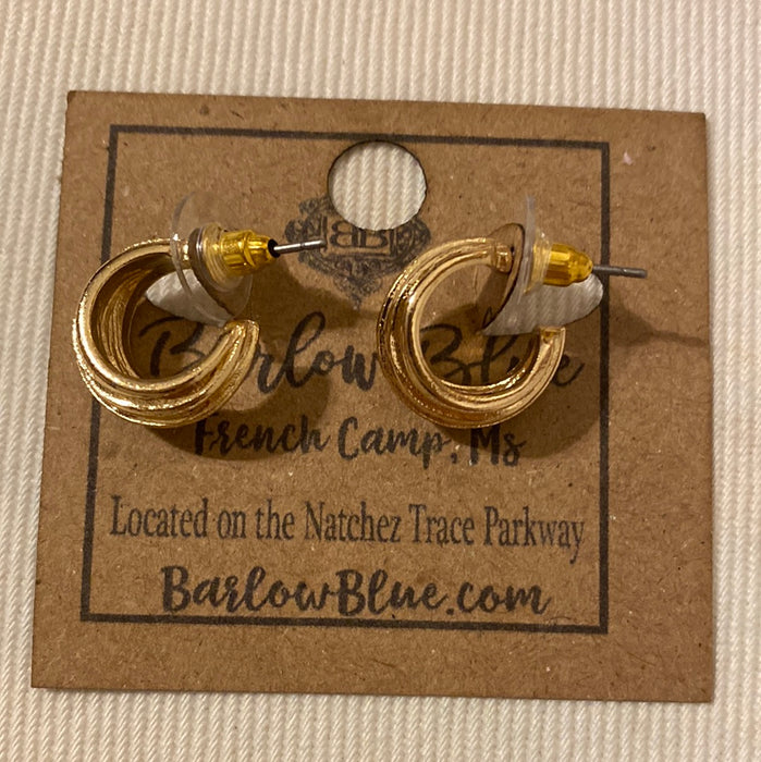 Thick Gold Ribbed Huggie Earrings