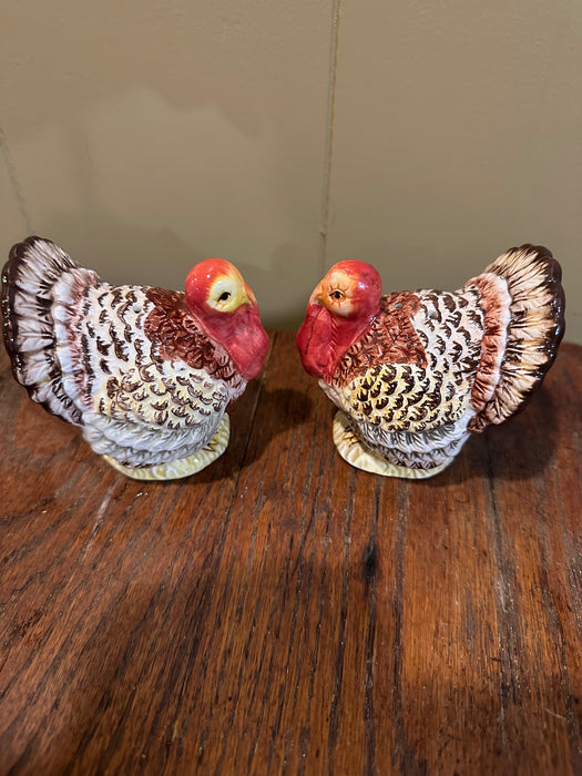 Vintage (3.5”) Hand Painted Thanksgiving Turkey Salt and Pepper Shakers.  Sold as a Set.