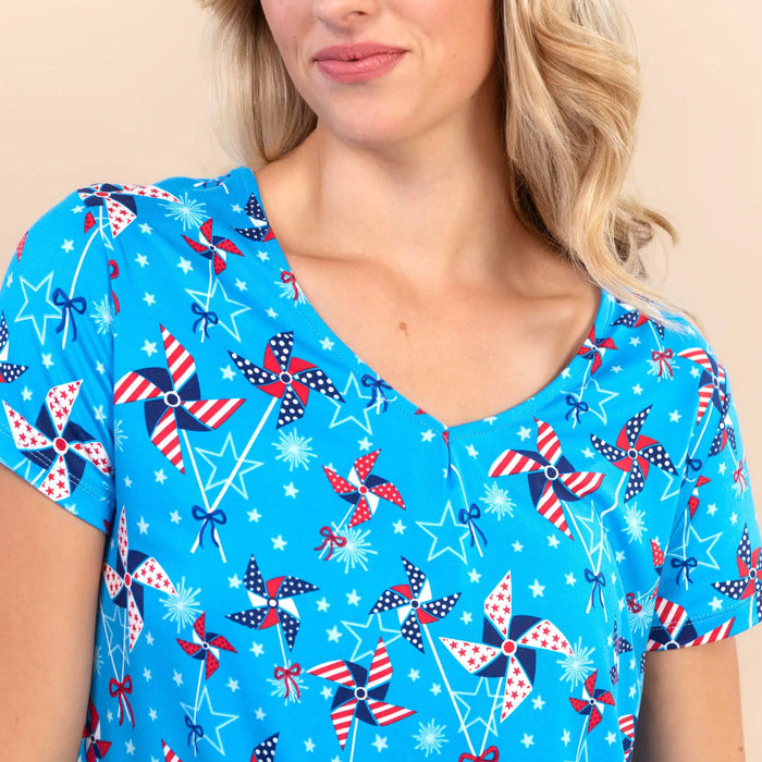 Americana Pinwheels Poly Lounge / Pajama V‑Neck