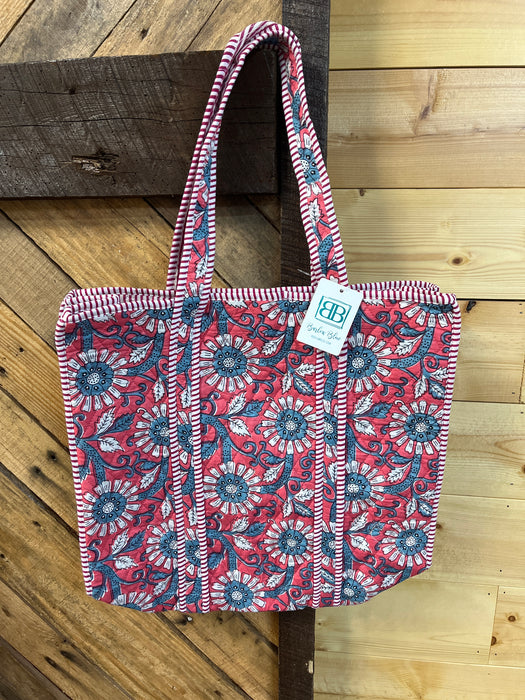 Quilted Tote Bag / Weekender / Purse.  Several Patterns.