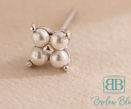 Pearl Flower Stud Earrings