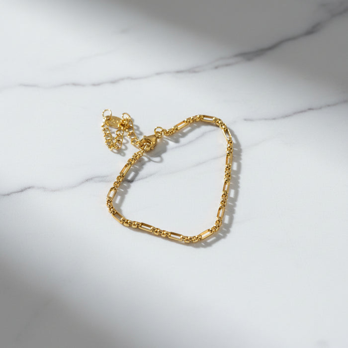Gold Box Chain Bracelet