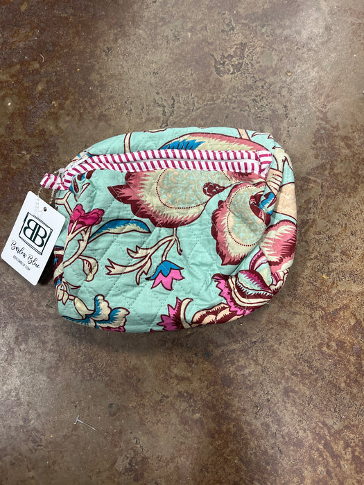 Quilted Cosmetic / Carry All Bags.  3 Sizes.  Several Patterns.