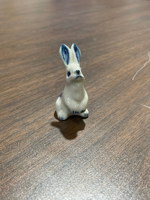 Blue & White Porcelain Trinkets. Small Animals. Range in size from 1" to 3"