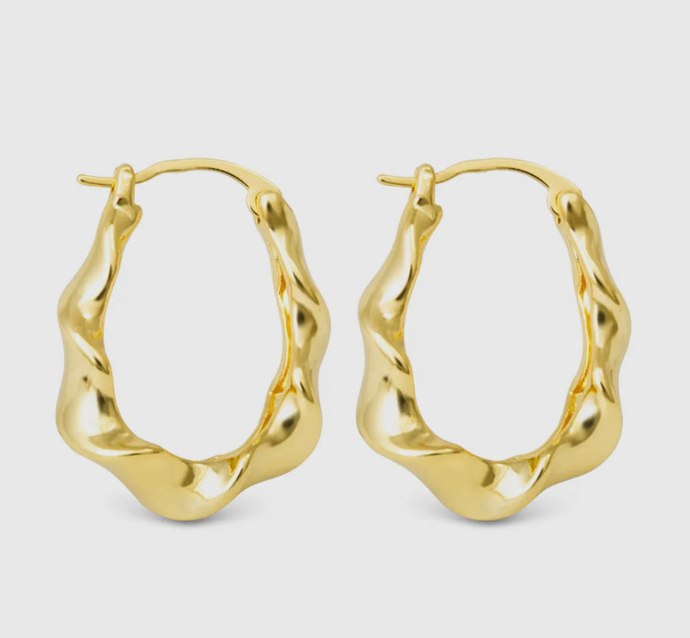 Hailey Gold Polished Twisted Oval Hoop Earrings