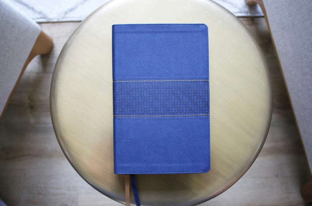 NIV Thinline Reference Bible - Navy LeatherSoft; Comfort Print