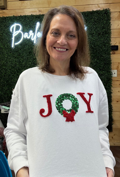 Grand Joy Wreath Sequin Sweatshirt