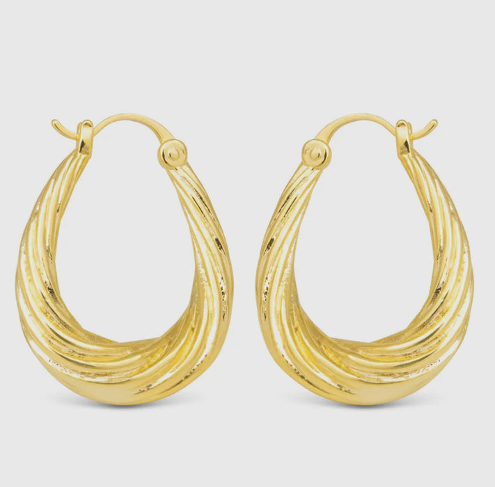 Lucy Gold Polished Chunky Twisted Rib Oval Hoop Earrings