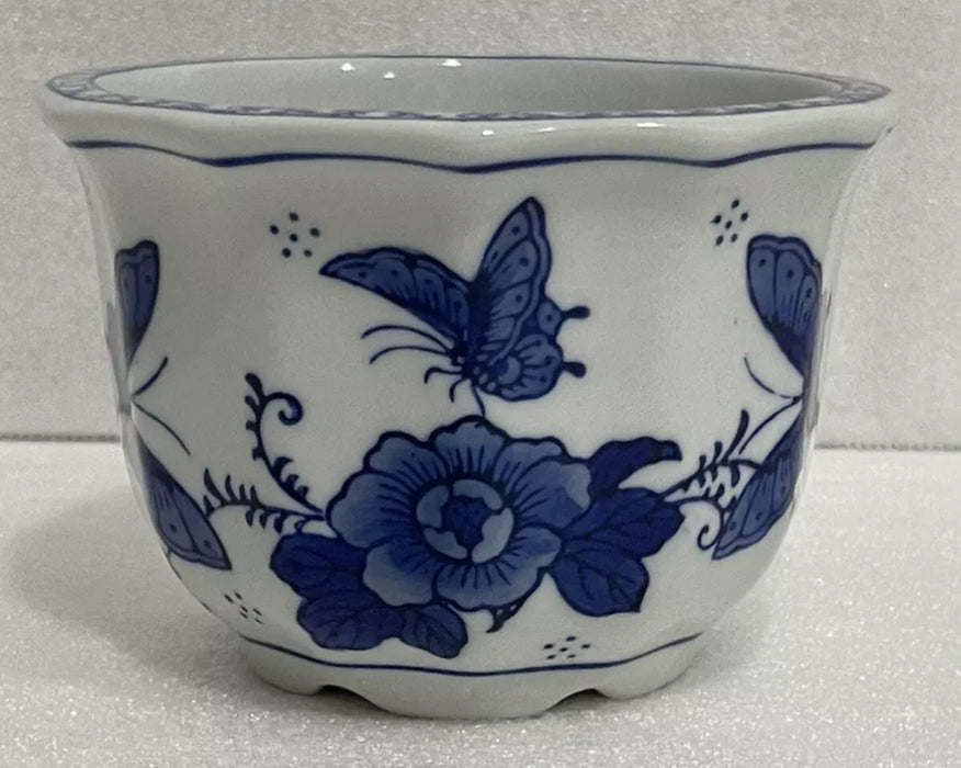 Vintage Chinese Export Blue & White Flower Pot Hand Painted.  Butterfly Pattern