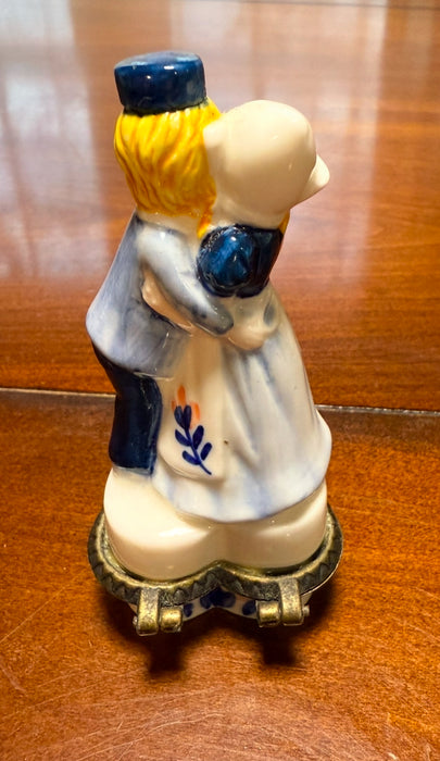 Vintage Delft Blue Holland Girl & Boy Figurine Hand Painted Trinket Box.  3.25” tall.