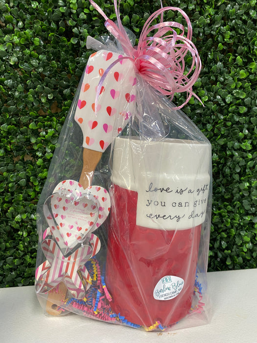 Valentine Vase & Cookie Cutter Gift set.  Free Optional Delivery on Valentine's Day.