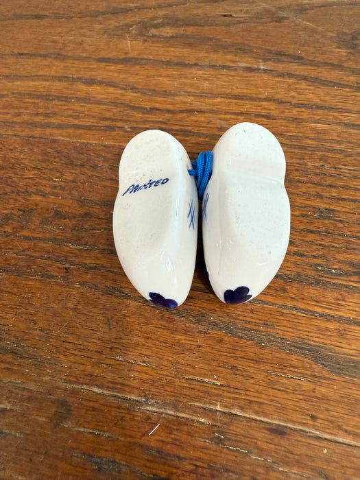 Vintage Delft Blue Miniature Dutch Clog Shoes – Hand-Painted Holland Souvenir by