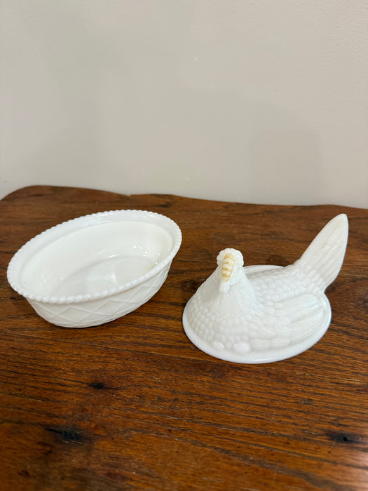 Vintage Milk Glass Hen on Nest Dish – White Covered Chicken Bowl