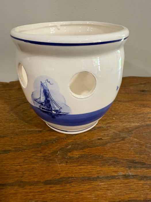 Vintage Delft Blue Windmill Pot Bulb Planter – Hand-Painted Dutch Scene