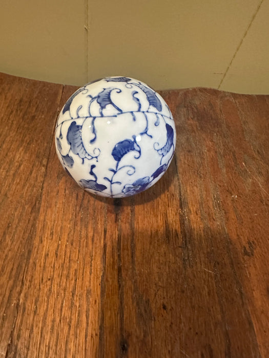 Blue & White Decorative Ceramic Balls