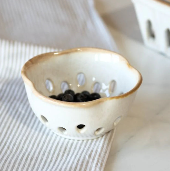 Latte Splatter 5" Berry Bin