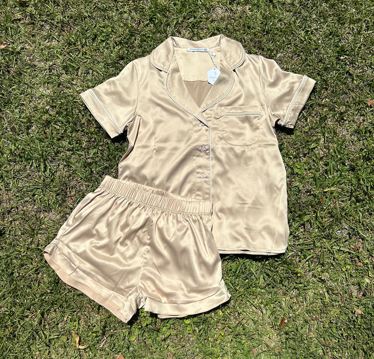 Almond/Ivory Satin Pajama Shorts Set (REG/PLUS)