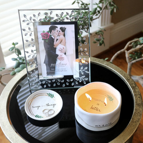 Mr. & Mrs. Wax Reveal Candle (8oz)